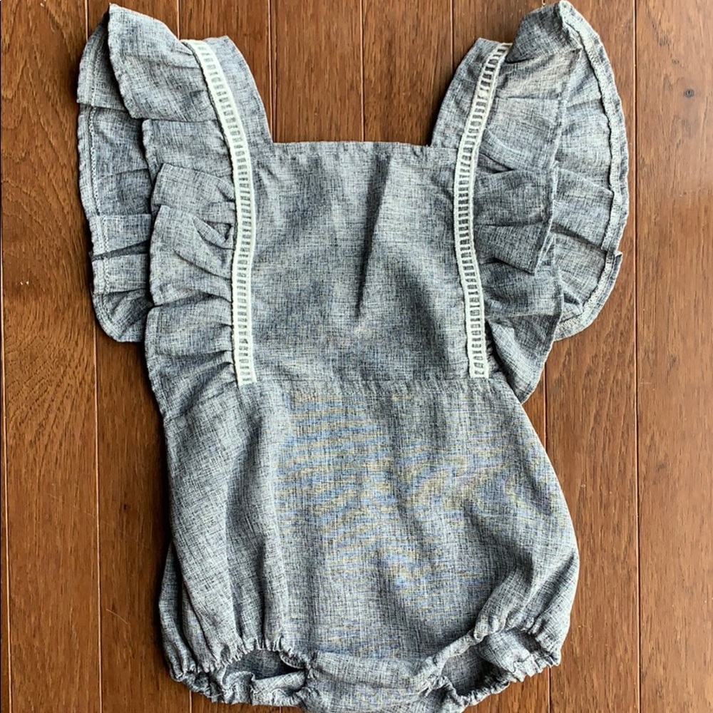 Ruffle romper